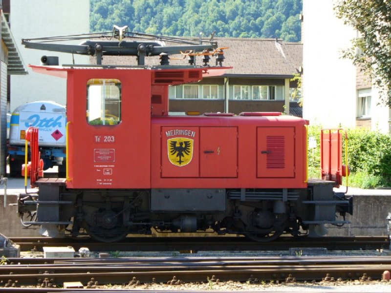 Rangier E -Lok Te 2/2 203 im Bahnhof von Meiringen am 19.08.2006