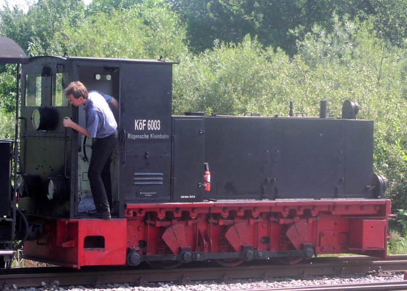 Rangierarbeiten fr die kleine KF 6003 in Putbus/Rgen