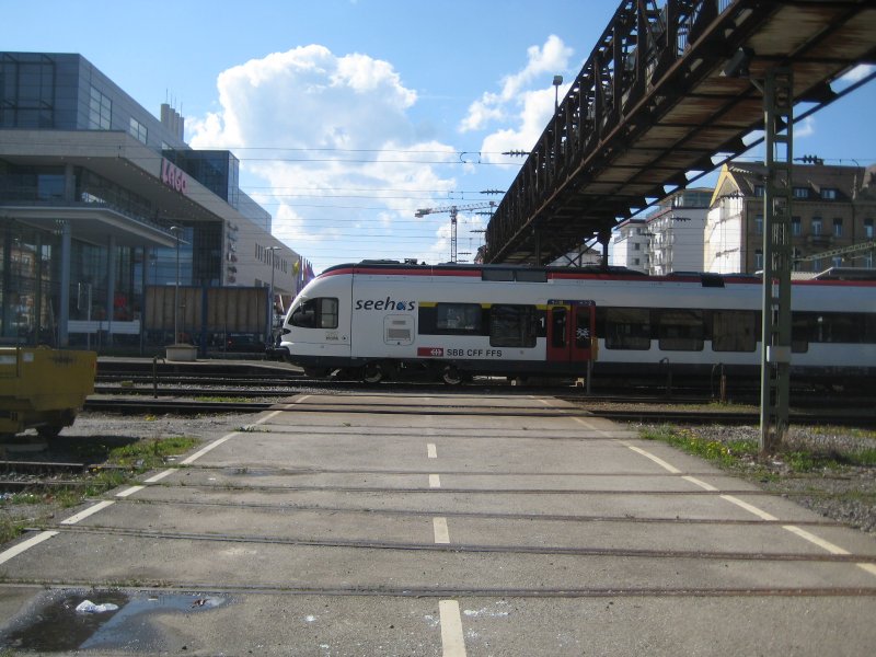 Rangierender FLIRT ( als S-Bahn Seehas) im Bahnhof Konstanz, 13. April 2008.