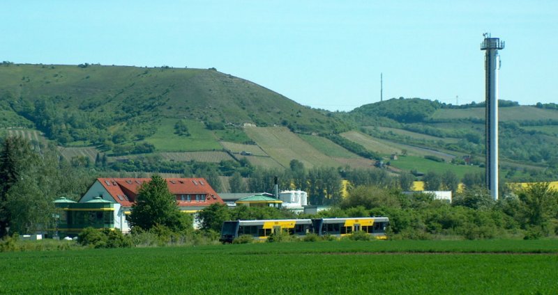 RB 25973 von Nebra nach Naumburg (S) Ost in Laucha (Unstrut); 11.05.2008