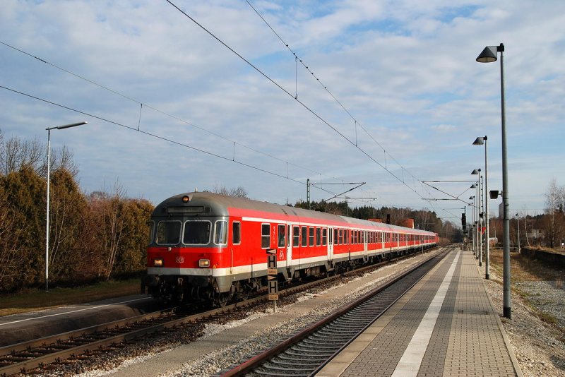 RB 30024 nach M�nchen - in Gro�karolinenfeld (17.01.2007)