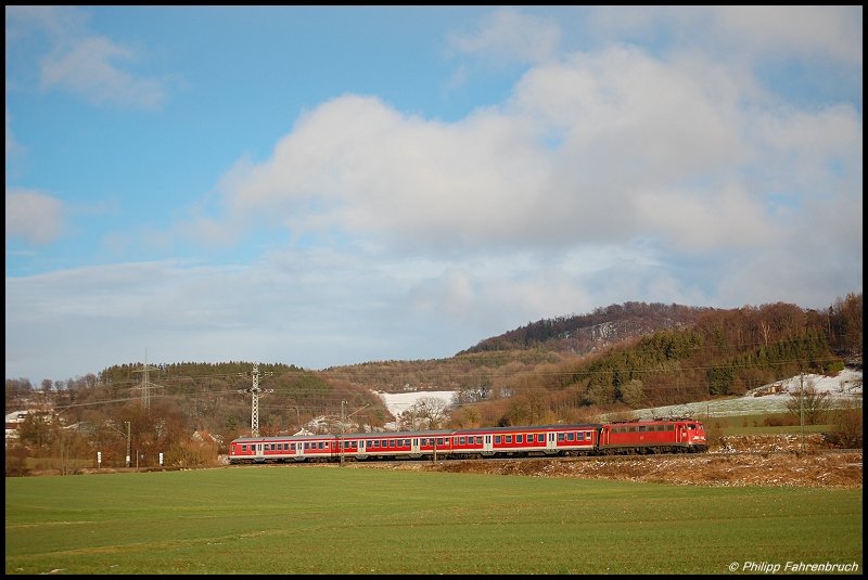 RB 37163 ist am 21.03.08 unterwegs von Aalen nach Donauwrth, aufgenommen bei Aalen-Hofen.