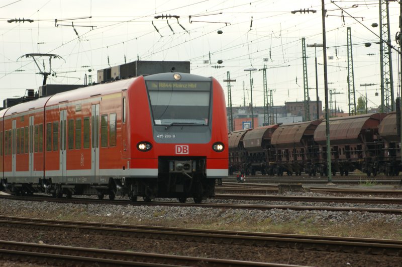 RB 44 von Mannheim nach Mainz hier bei der Ausfahrt von Worms 