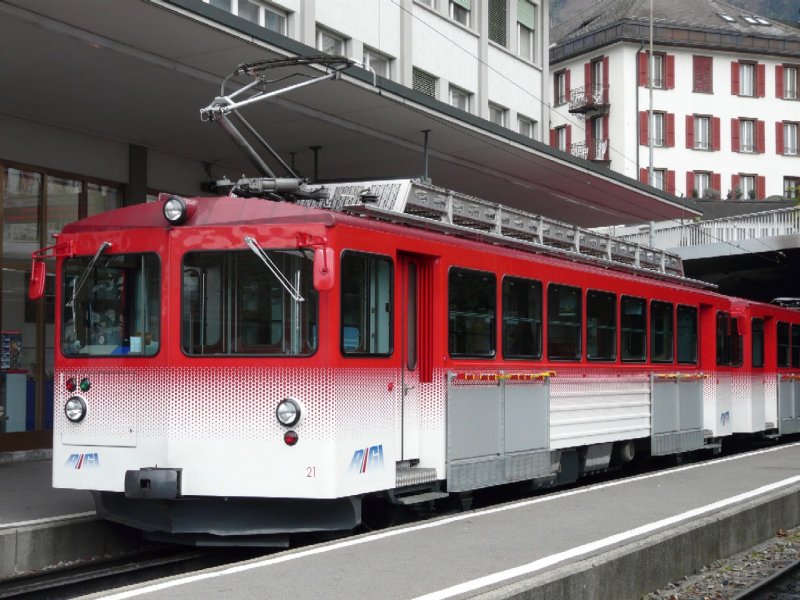 RB - Triebwagen Bhe 4/4  21 im Bahnhof von Vitznau am 27.01.2008