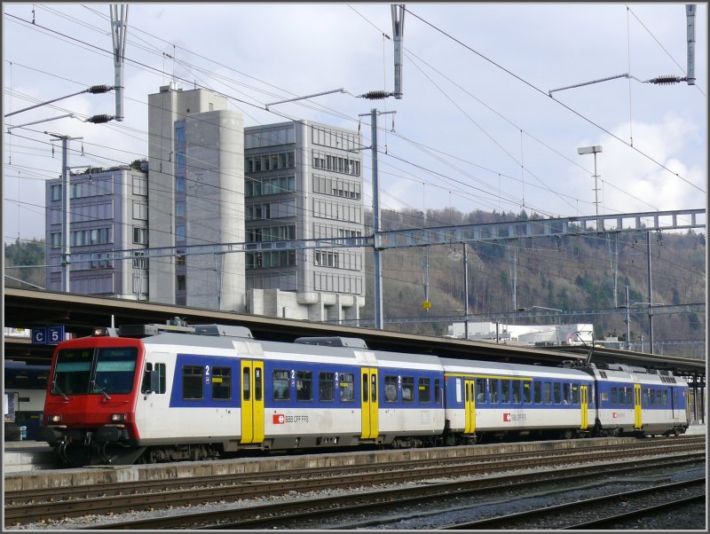 RBDe 560 NPZ in Brugg AG. (18.03.2008)