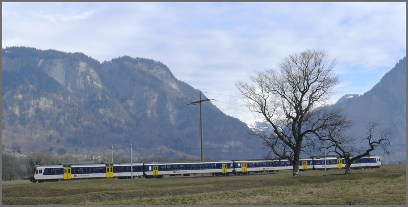 RBDe 560 Pendel bei der Rohanschanze zwischen Maienfeld und Landquart. (21.02.2008)