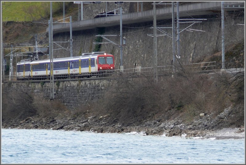 RBDe 560 Pendel beim bergang auf die Doppelspur bei Mhlehorn. (10.03.2008)