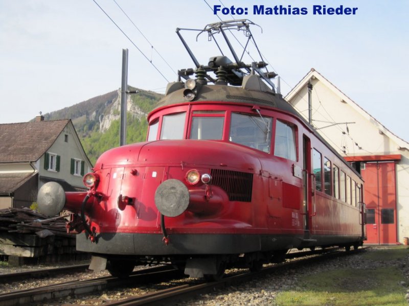 RBe 2/4 202 vor der Extrafahrt am 18.04.09 auf dem Depot Areal in Balsthal