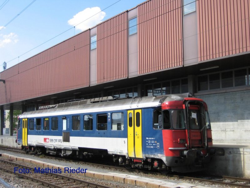 RBe 540 041-1 in Schwerzenbach am 12. Mai.08 dieser RBe war in Zrich bei einer Flankenfahrt verwikelt, und wird nun in Dbendorf verschrottet.