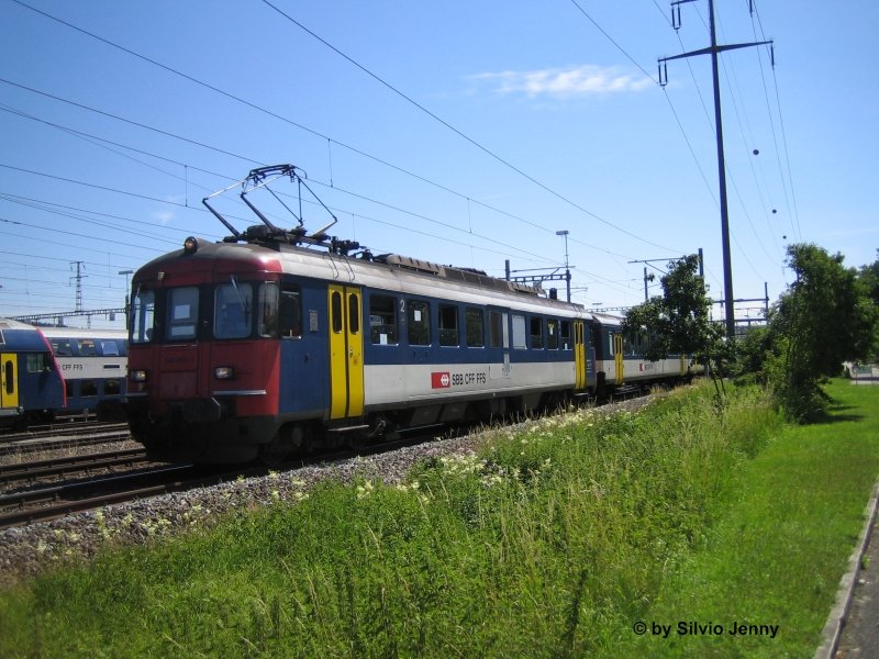 RBe 540 055-1 fhrt am 26.6.07 Richtung Frauenfeld, um dort die Turner des ETF's abzuholen. In Frauenfeld hatte es zuwenig Kapazitt um alle bentigten Extrazge abzustellen, daher wurde auf die UA Oberwinterthur und Winterthur GB zurckgegriffen, wo dann die Zge als Dienstzug nach Frauenfeld geschickt wurden.
