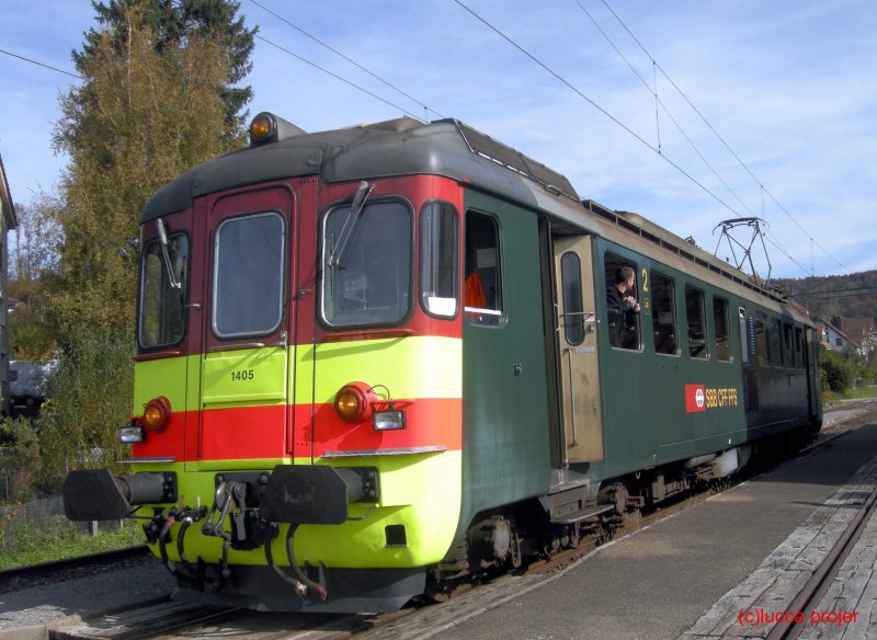 RBe4/4 Prototyp 1405 der Draisinensammlung Fricktal anlsslich der Plattform der Kleinserie in Bretschwil.Bei diesem Triebwagen wurde extra wegen diesem Anlass der Seetalbahn-Warnanstrich ausgebessert.