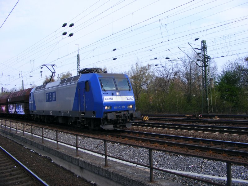 RBH 145-CL-202 mit Kohlenzug nach Hamm Pelkum in BO Langendreer West.(19.04.2008)