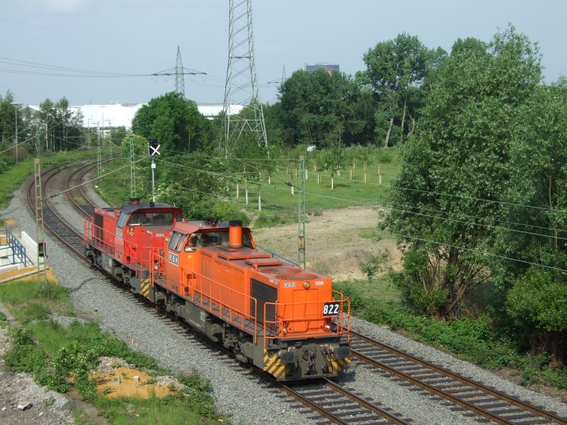RBH 822 und 828 am 22.5.09 in Oberhausen