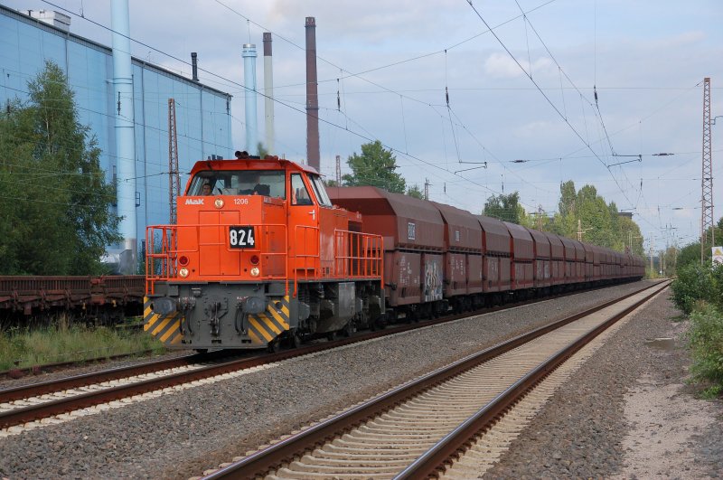 RBH 824 (vormals RAG) Diesellok des Typs MaK G 1206 (Ruhrpott Sprinter) mit Kohlenwagenzug in Datteln (nrdliches Ruhrgebiet) am 27.08.2007
