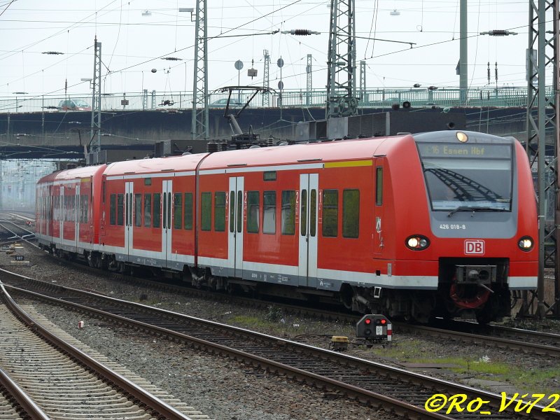 RE 16 Ruhr-Sieg-Express (Essen-Siegen). Hier in Hagen. 27.10.2007.