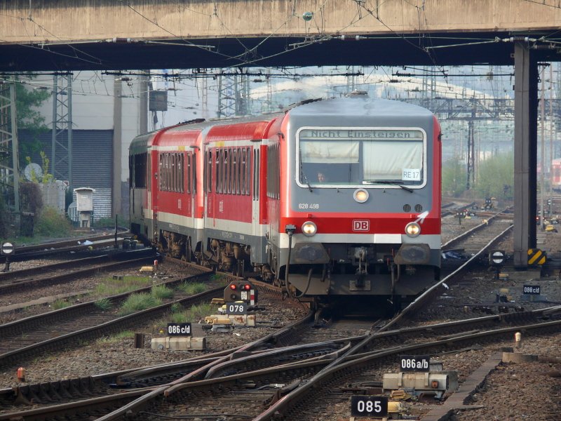 RE 17  Sauerland-Express  (Hagen-Kassel). Hagen Hbf, 12.04.2009.