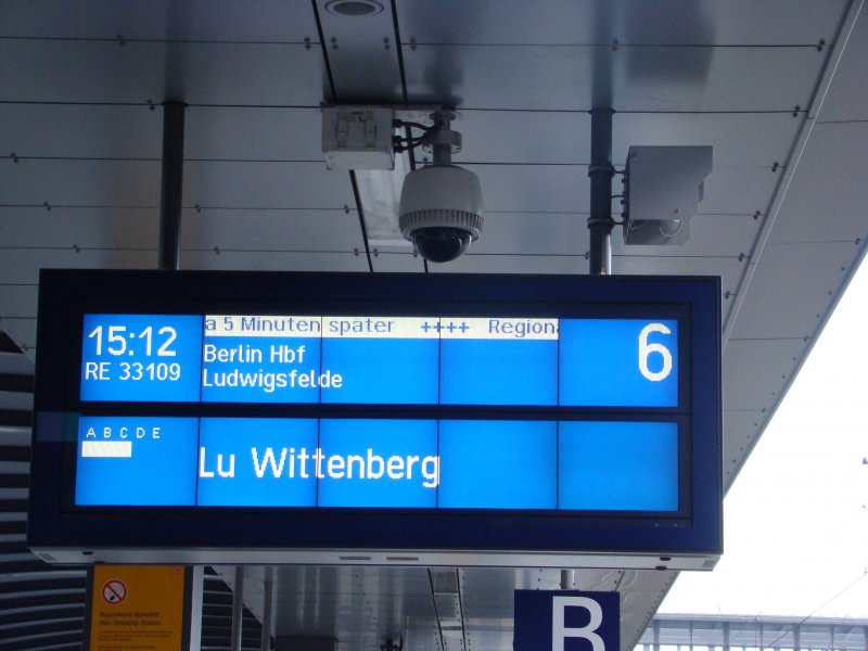 RE 33109 nach Lutherstadt Wittenberg ber Berlin Hbf und Ludwigsfelde. Aufgenommen am 28.11.2007