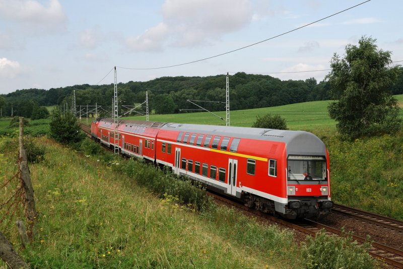 RE 33209 bei Bergen (Rgen) [28.07.2007]