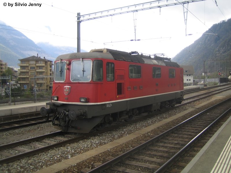 Re 4/4'' 11111 am 23.4.08 in Brig abgestellt...