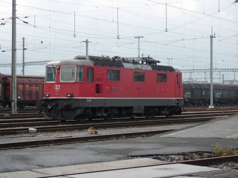 RE 4/4 II wartet in Buchs/SG auf neue Aufgaben. 12.06.08 Buchs/SG