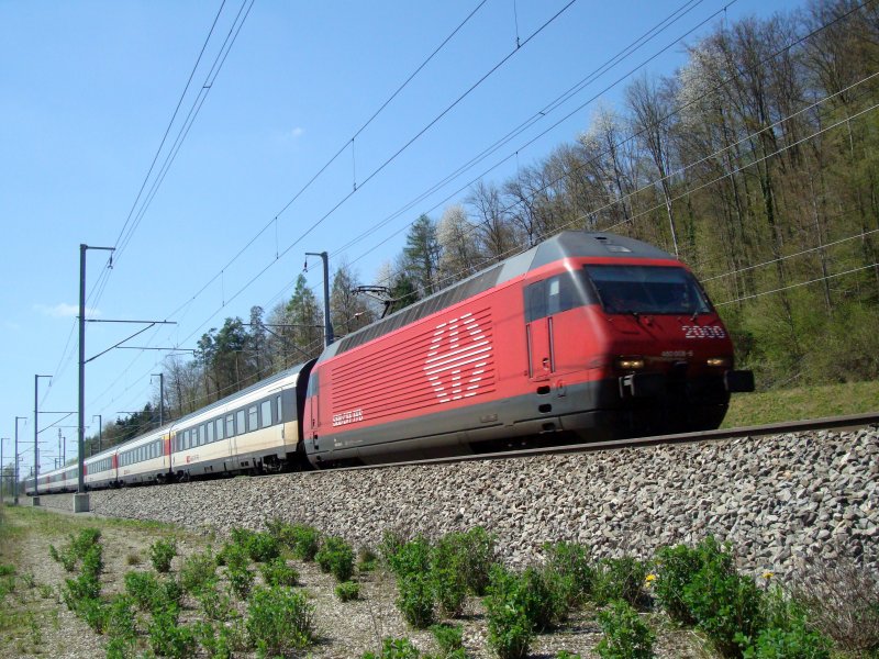 Re 460 008 mit EW IV-Pendel nach Zrich HB am 26.04.2008 bei Roggwil-Wynau