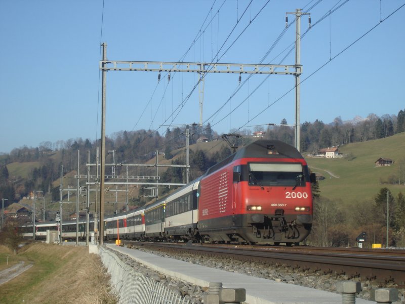 Re 460 060-7 mit IR Bern-Brig am 4.2.2007 bei Reichenbach im Kandertal.