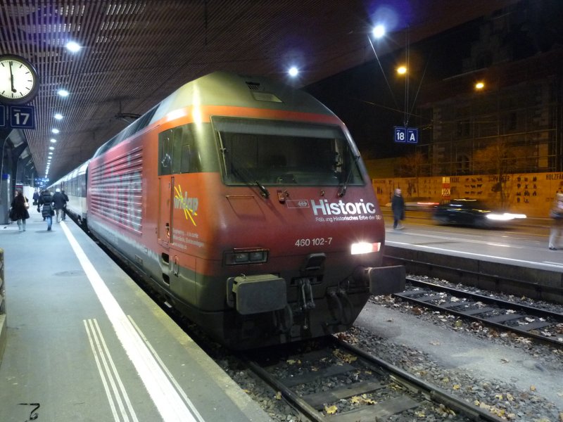 Re 460 102-7  SBB Historic  am IR 1936 nach Bern in Zrich HB.
29.12.08