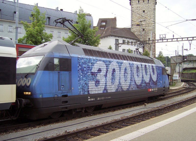 Re 460 106-8  300.000  steht mit IR 2567 nach Bern in Schaffhausen. 14.08.08