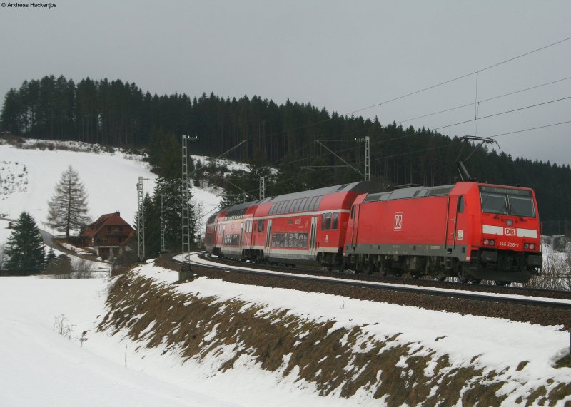 RE 4706 (Konstanz-Karlsruhe) mit Schublok 146 238-1 am km 70,0 21.12.08 