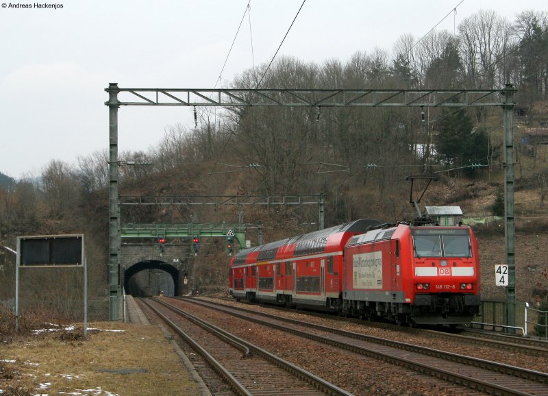 RE 4708 (Konstanz-Karlsruhe Hbf) mit Schublok 146 112-8 auf dem Reichenbachviadukt in Hornberg 26.2.09