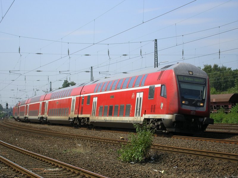 RE 6 von Dsseldorf nach Minden Westf. kurz vor Bochum Hbf.(25.07.2008)