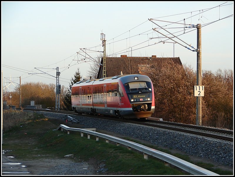 RE 8 aus Tessin auf dem Weg nach Wismar. In wenigen Minuten wird der Zug den Rostocker Hbf erreichen. Aufgenommen am 17.03.07