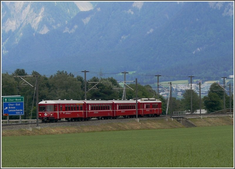 Regio 1553 zwischen Chur West und Felsberg. (14.06.2008)