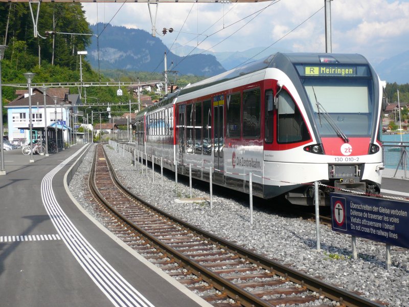 Regio nach Meiringen steht am 6.8.2007 in Brienz