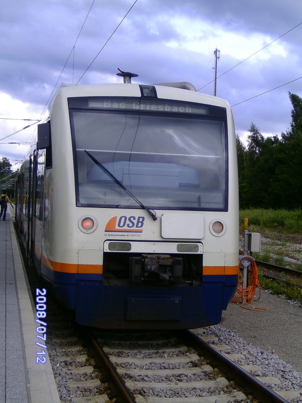 Regio Shuttle der Ortenau S-Bahn steht am 12.7.2008 in Freudenstadt Hbf abfahrtsbereit in Richtung Bad Griesbach.
