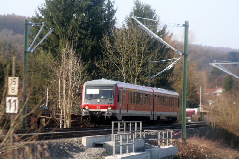 Regionalbahn von Heidelberg nach Sinsheim zwischen Reilsheim und Mauer. Bild aufgenommen am 31.03.09.