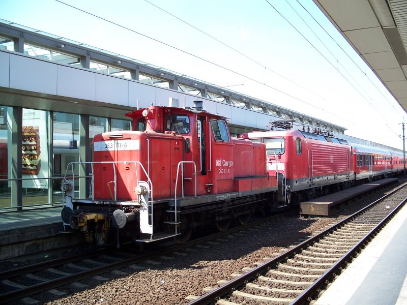 Regionalexpress nach Meinersen wird von der BR 363 111 bereitgestellt (Hannover Hbf) (4.8.2007)
