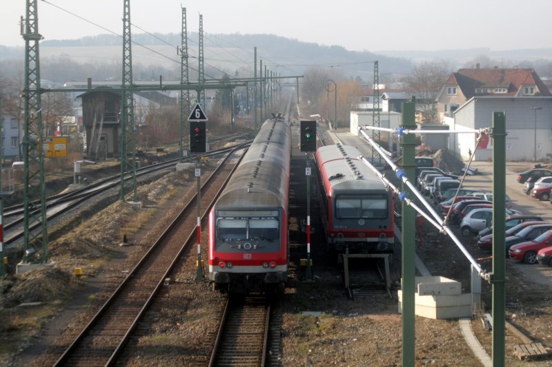Regionalexpress verlsst den Bahnhof Sinsheim Richtung Heidelberg. Bild aufgenommen am 3.2.09.