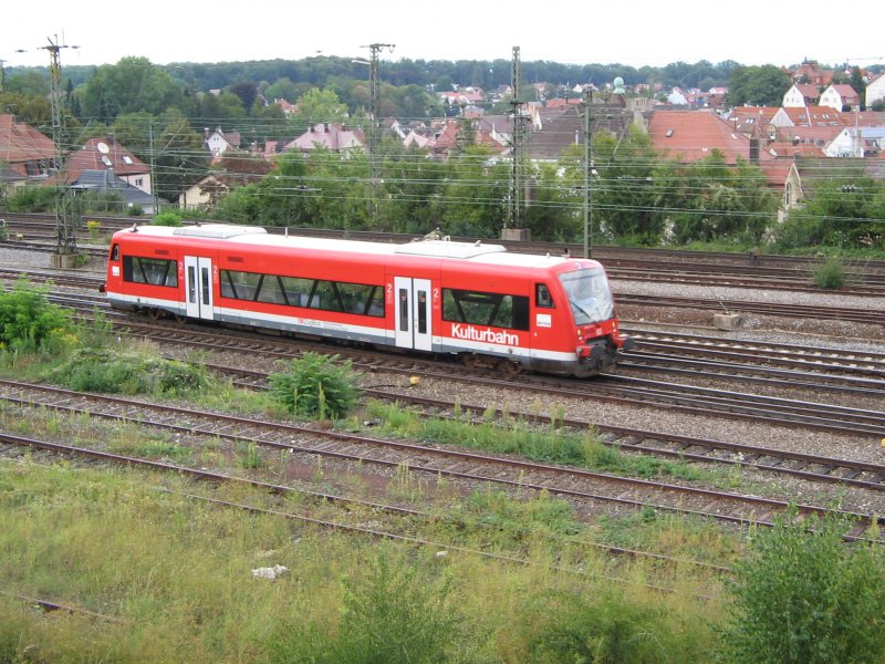 Regioshuttle auf berfhrungsfahrt gen Sden am 22.08.2007 im Bahnhof Ludwigsburg.