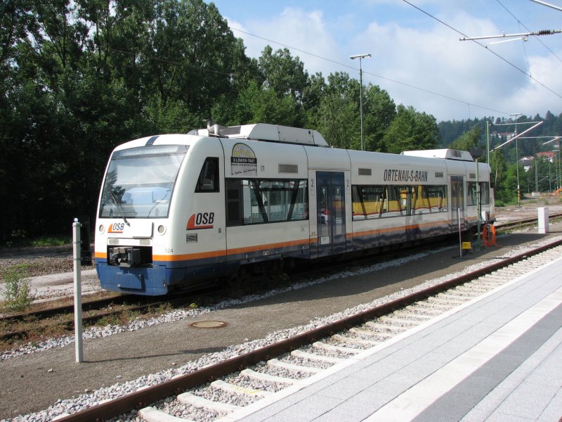 Regioshuttle der Ortenau S-Bahn abgestellt im Bahnhof Freudenstadt Hbf. 12.06.2007