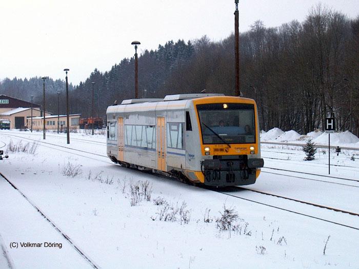 RegioShuttle VT3.03  Esther  der  Freiberger Muldentalbahn  fhrt ein Rechenberg-Bienenmhle (31.01.2003)
