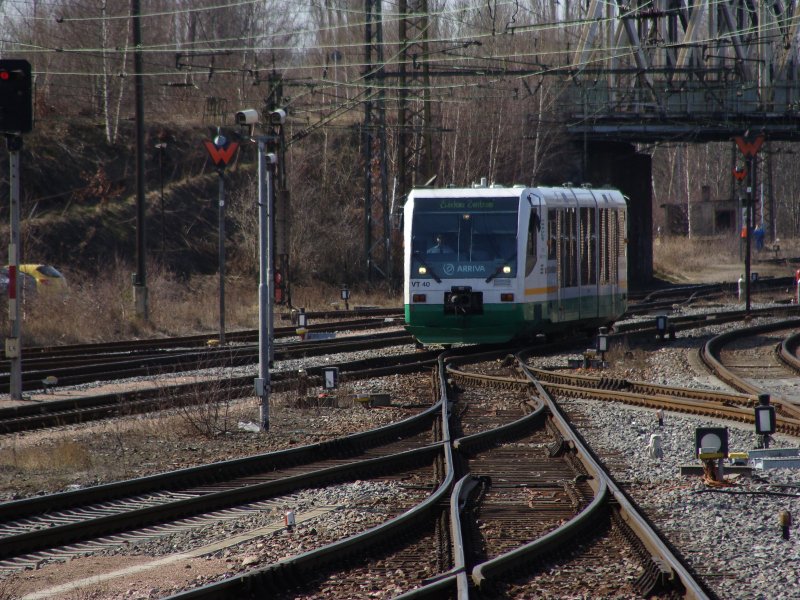 RegioSprinter der Vogtlandbahn nach Zwickau-Zentrum erreicht am 18.03.2009 den Hauptbahnhof Zwickau