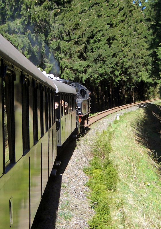 Rennsteigbahn, hier geht es abwrts vom Rennsteig nach Sttzerbach, 2005