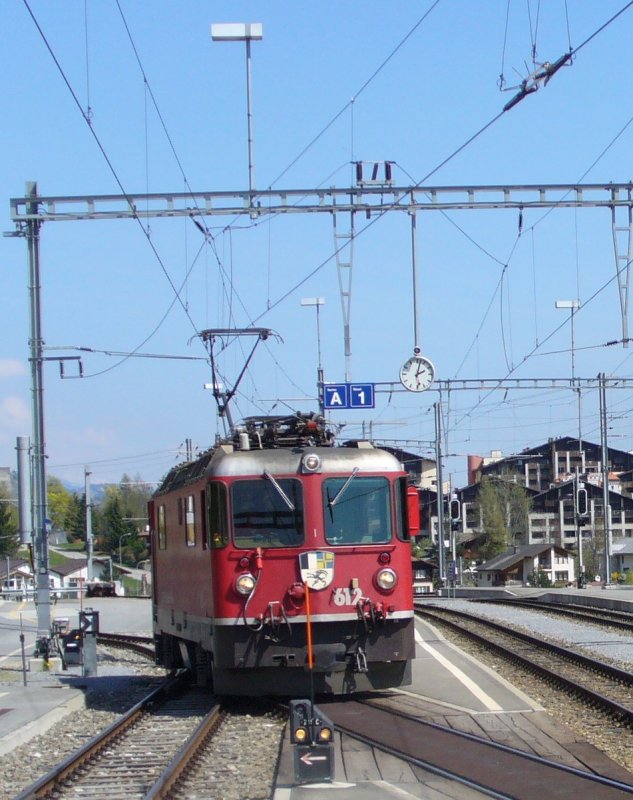 RhB - E-Lok Ge 4/4 612 im Bahnhofsareal von Disentis am 19.04.2007