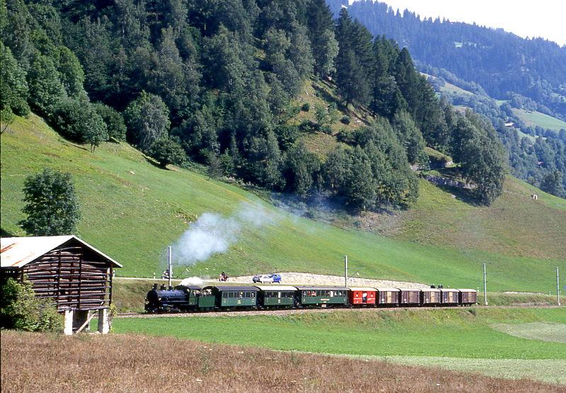 RhB Extradampf-GmP fr GAUBNDEN TOURS 3229 von Landquart nach Disentis vom 29.08.1998 bei Trun mit Dampf-Lok G 4/5 107 - B 2060 - A 1102 - D 4054 - 5x Gb. 