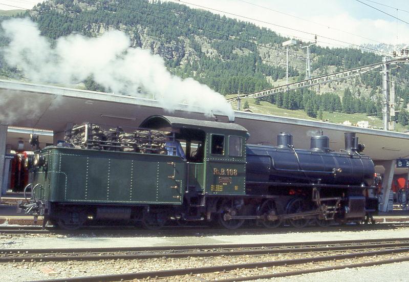 RhB - G 4/5 108 am 31.08.1996 in SAMEDAN - DAMPFLOK - Baujahr 1906 - SLM 1710 - Gewicht 68,00t - 590 KW - LP 13,97m - zulssige Geschwindigkeit 45 km/h
