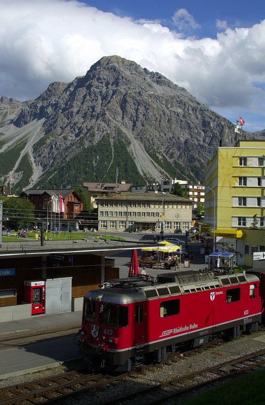 RHB Ge 4/4 einfahrt in Arosa.
29.07.2008 