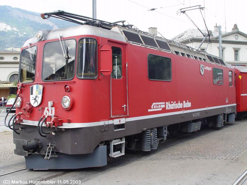 RhB Ge 4/4 II 611  Landquart auf dem Bahnhofsplatz in Chur am 11.05.2003