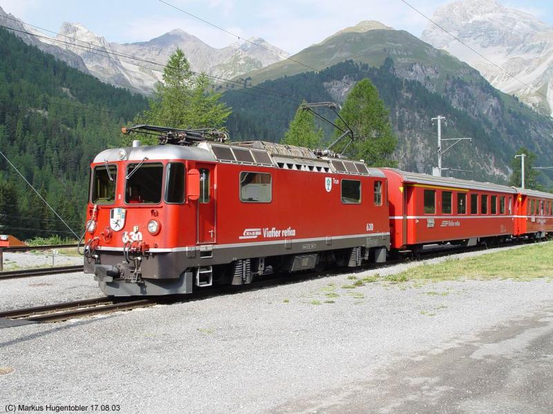 RhB Ge 4/4 II 630 mit dem Heidi Express am 17.08.03 bei Preda