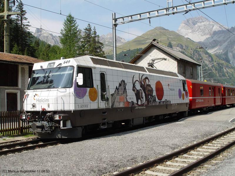 RhB Ge 4/4 III 649  Webelok Holicom  am 17.08.03 in Preda
